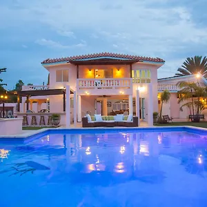 casa-canal-the-ultimate-casa.comcaribbean.com/